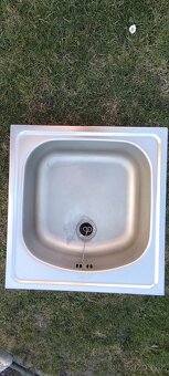 Dřez nerezový - 2