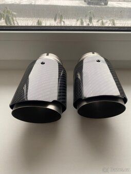 KONCOVKA VÝFUKU CARBON LESKLÁ - 2