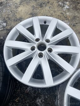 Alu kola Passat touran - 2
