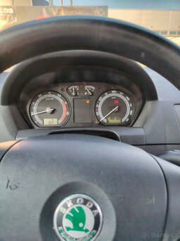 Škoda fabia 1.2 htp 40KW - 2