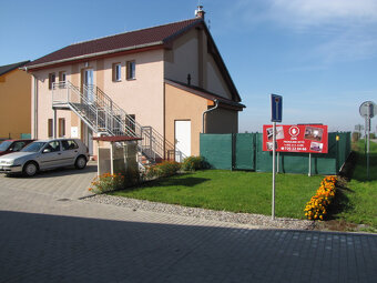 Pronajmu pěkný byt 1+kk s terasou, Olomouc - Bukovany - 2