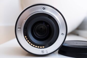 Fujifilm XF 8 mm f/3.5 R WR - 2