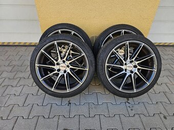 5x112 r19 Motec - 2
