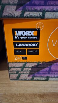 Sekačka Worx Landroid Vision + garáž - 2