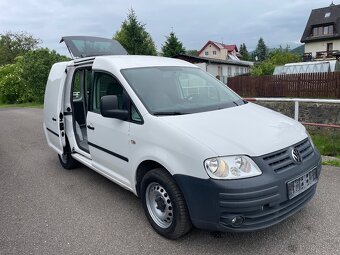 VW Caddy 1,9 TDi střešní okno - 2
