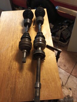 Poloosy VW Sharan 1 9 TDI 81 kw - 2