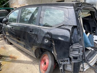 Peugeot 5008 - 2
