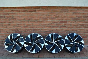 5x112 R19 Hliníkové disky Originál VW model Narvic - 2