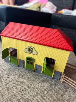 Schleich stáj 42485 - 2