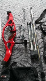 Reflexní Luk Hoyt ECLIPSE, RAMENA DELKA 70" SÍLA 34 - 2