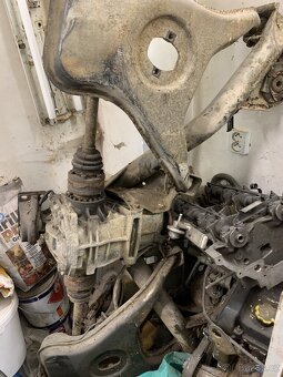 ford 2.0 DOHC motory - 2