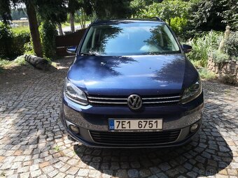 VW Touran 1.6 TDI DSG, 2013, výbava, 1. majitel ČR - 2