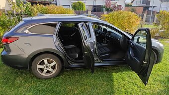 Mazda 6 kombi 2.0 benzín - 2