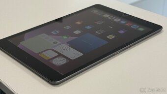 iPad 8 generace (2020) - 32GB ✅ TOP STAV - 2