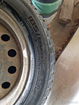 Zímní kola (komplet s diskem) 185/60 R15 - 2