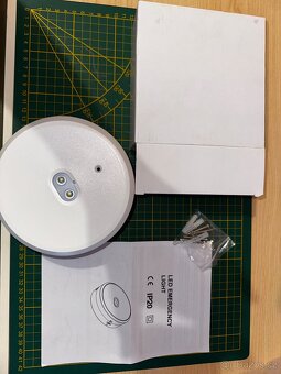 Nouzové světlo - 2