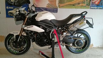 Triumph speed triple 1050 - 2
