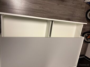 Dětský stůl IKEA DUNDRA - 2