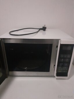Prodám mikrovlnou troubu za 900,- Kč - 2
