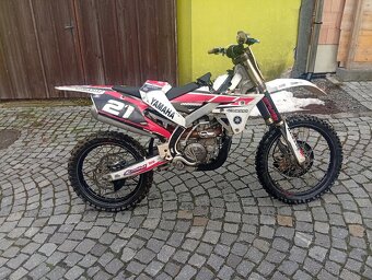 Yamaha yzf 450 - 2
