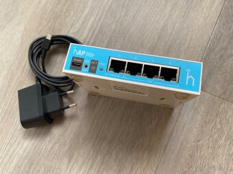 Mikrotik HAP Lite router - 2