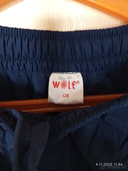 Modrá chlapecká tepláková mikina vel. 134 - 2