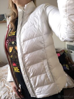 bílá bunda Tommy Hilfiger vel.S-M - 2