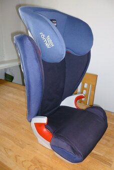 Dětská autosedačka - 2