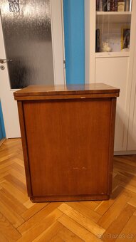 Šicí stroj Lada 233 - 2