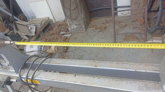 SOUSTRUH NA DŘEVO - 2