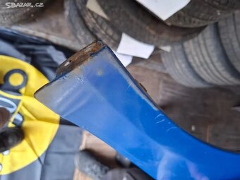 Levý přední blatník škoda fabia 2 , předface modrý - 2