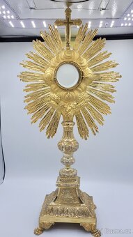 Stříbrná monstrance 19. Stol. - 2