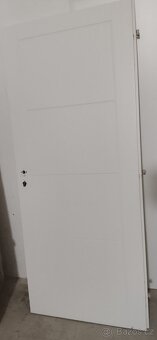 Dveře bílé, profilované 80L - 2