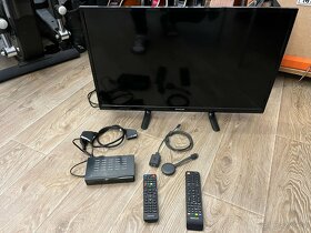 LED TV SENCOR 32" + Google Chromecast + Set-Top Box - 2