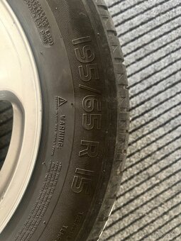 195/65 R15 - 2