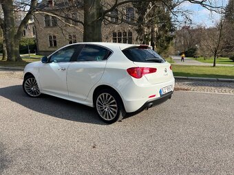 Giulietta 2.0 JTDm 125 kW – skvělý stav, pravidelný servis - 2