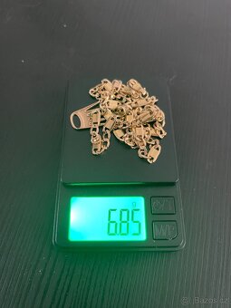 Prodám zlatý řetízek 14k – 50 cm, 6,85 g – s přívěskem Rolex - 2