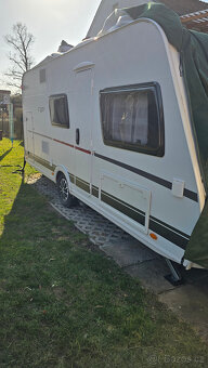 Karavan Dethleffs 495QSK - palandy - 2