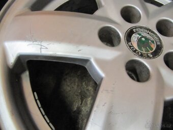 Alu Škoda R15 + 195/65/15 - 2