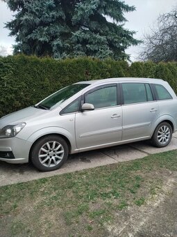 Opel Zafira B - 2