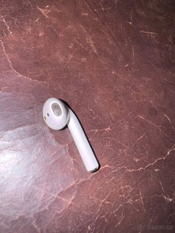 apple airpods 2 gen leva strana - 2