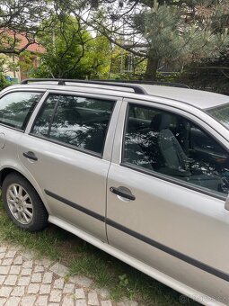 Škoda Octavia Combi 1.6 MPI (rok výroby 2003) - 2