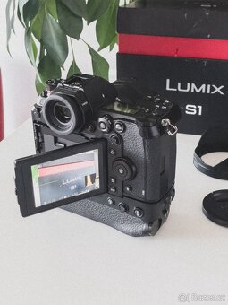Panasonic Lumix S1 + 20-60mm. V-Log. Závěrka kolem 3k - 2