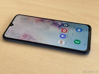 Samsung A40 4/64gb blue - 2