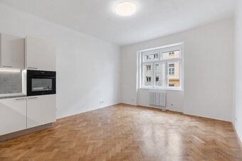 Prodej 2+kk v blízkosti metra C - 2