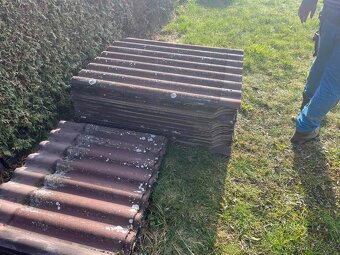 Eternitová střecha cca 250 m² – daruji za odvoz - 2