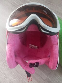 Prodám dívčí přilbu na lyže - 2