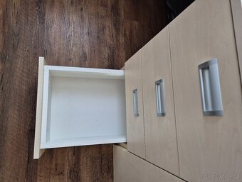 Kancelářský stůl, dva v jenom - 2