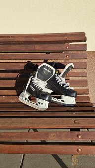 Bauer Supreme Score - 2