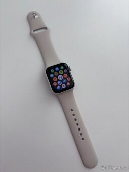 Apple watch SE 2023 40mm - 90% baterie, záruka - 2